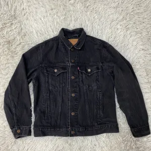 Levi’s Denim jackets-10 pieces