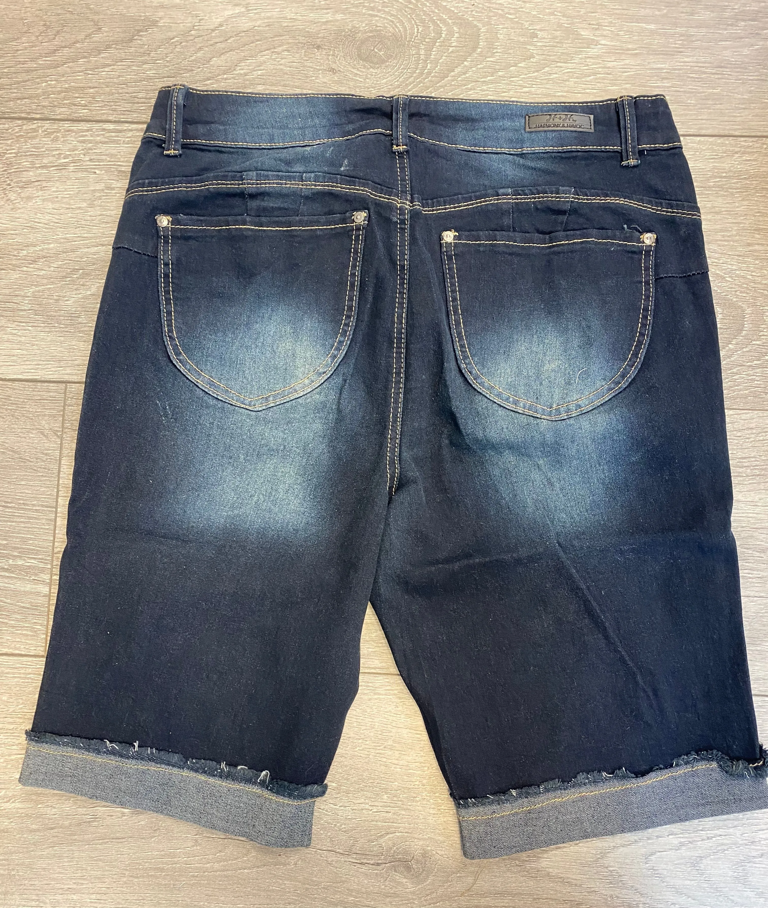Pine Apparel High rise knee shorts Denim